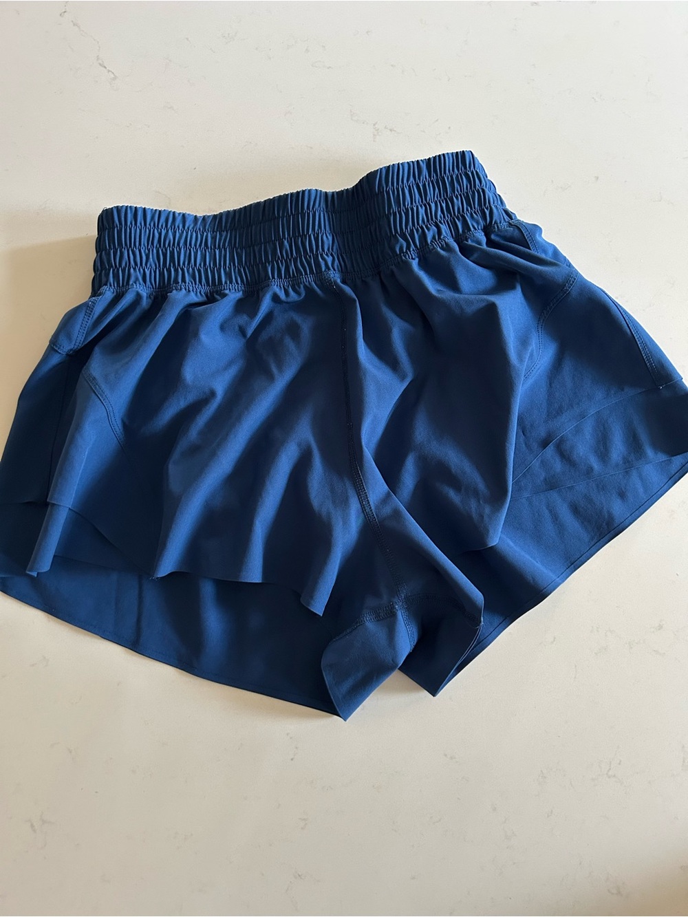 Shake It Out Style Running Shorts Size Small